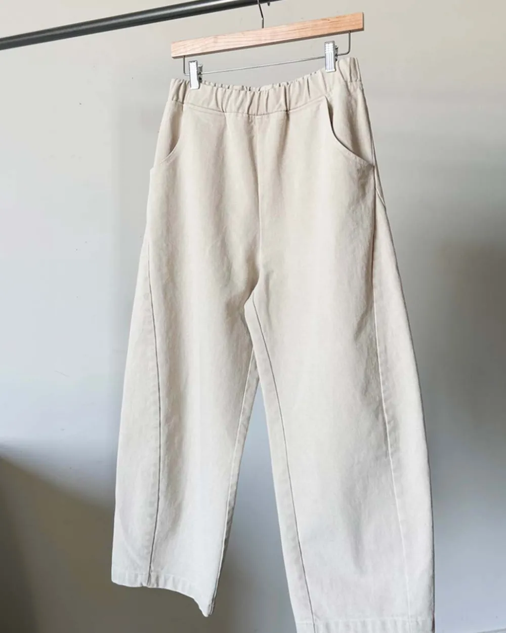 Le Bon Shoppe Arc Pants - Naturel^ Bottoms