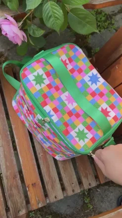 ban.do Cooler Bag - Checker Stars^ Outdoor