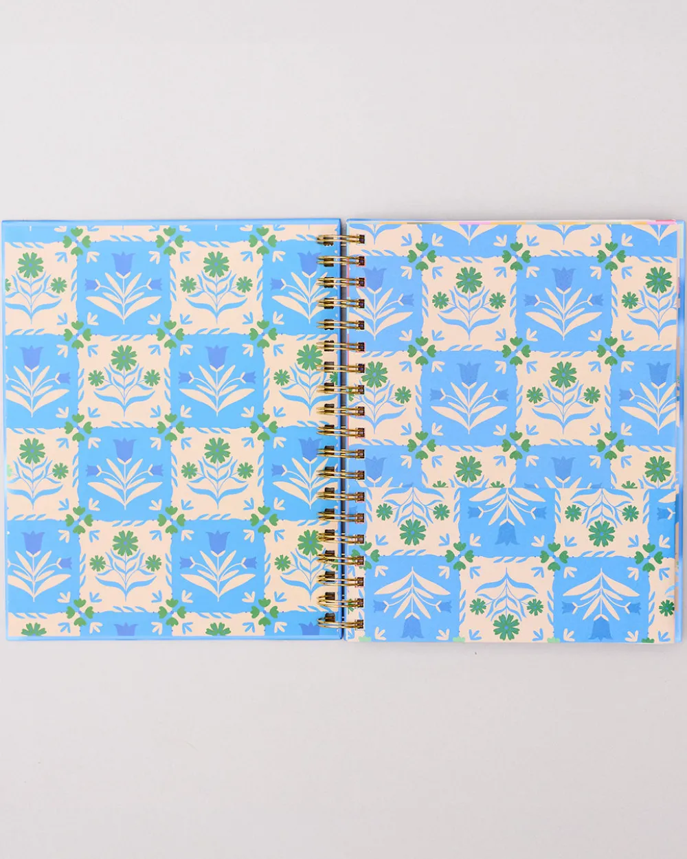 ban.do Large 17-Month Academic Planner - White Floral^ Planners + Calendars