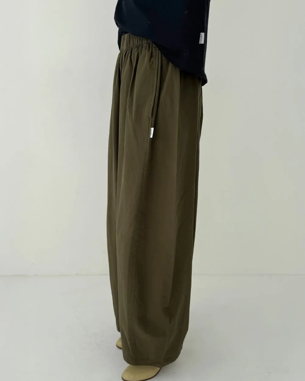 Le Bon Shoppe Parachute Pants - Olive^ Bottoms