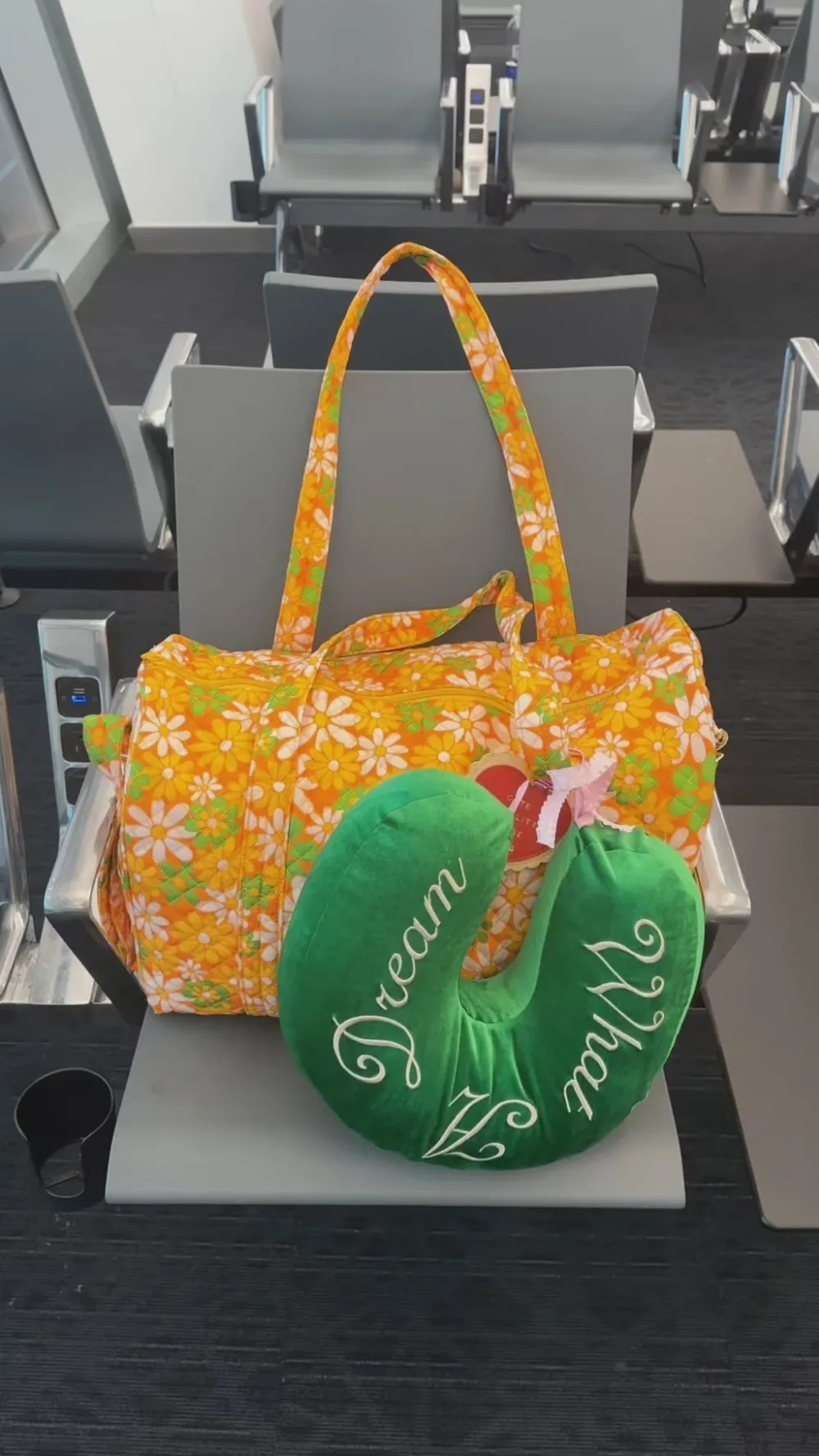 ban.do Retro Floral Duffel Bag^ Travel Accessories