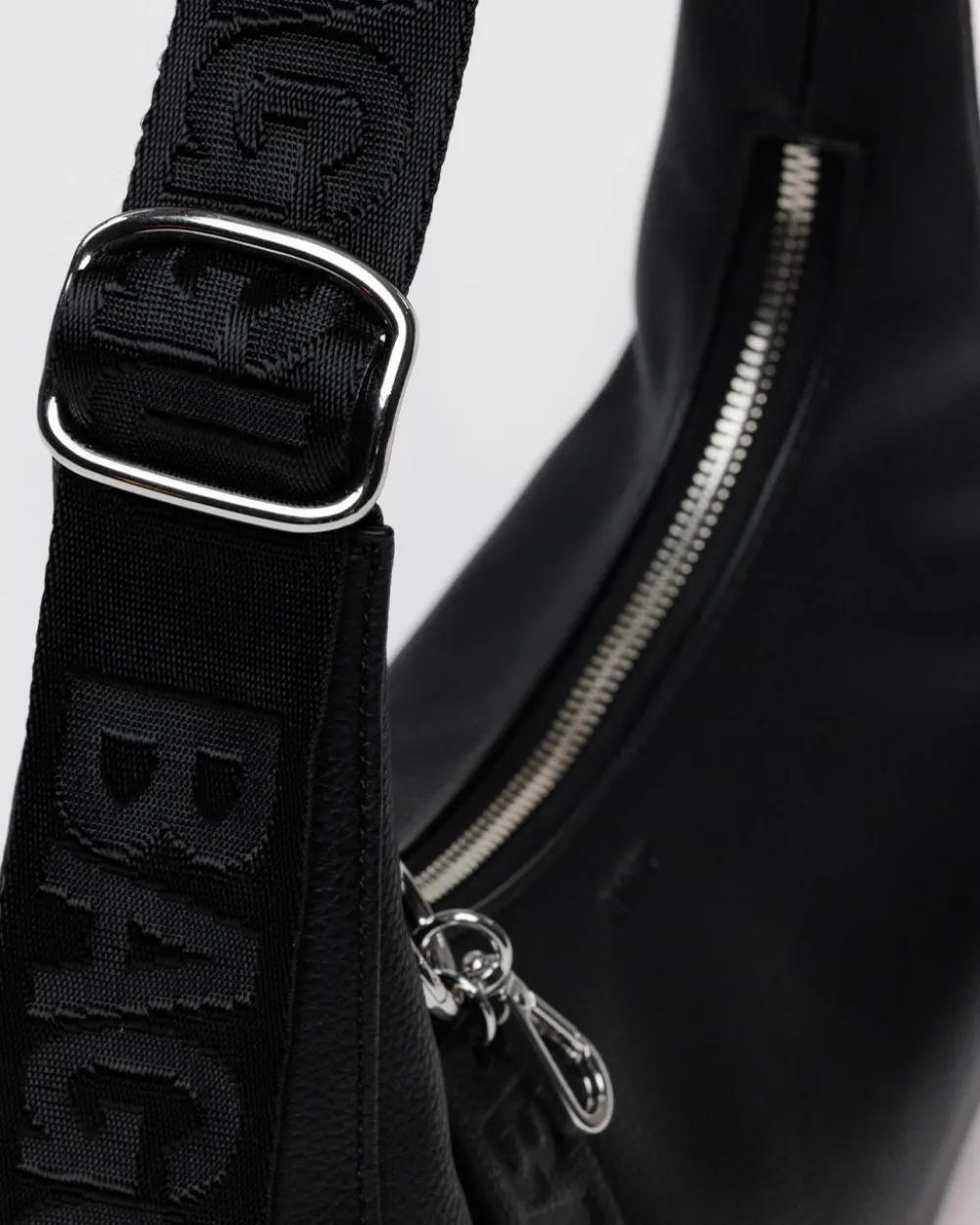 Baggu Small Recycled Leather Crescent Bag - Black^ Bags